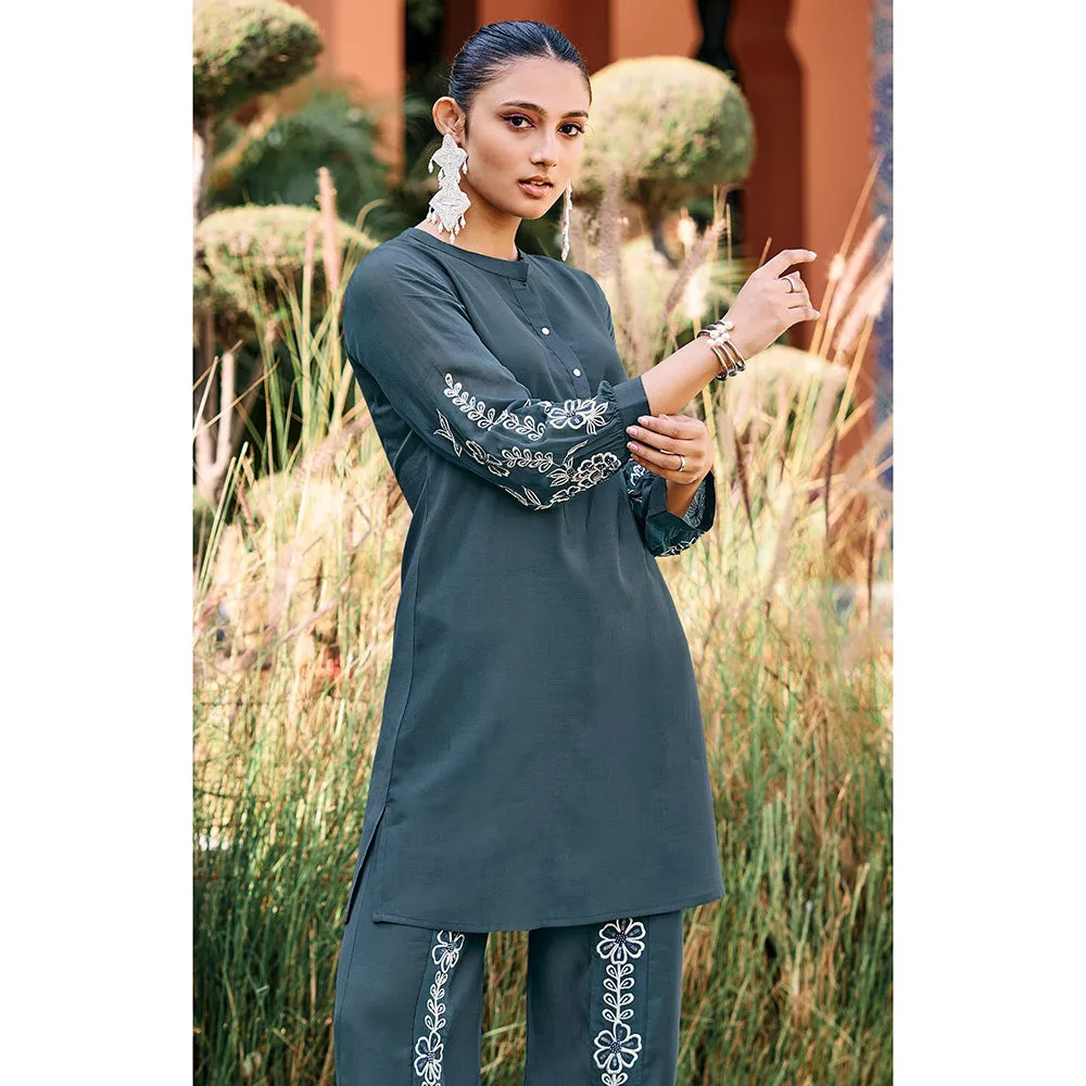 Autumnlane Alice Blue Applique & Embroidery Co-Ord Set
