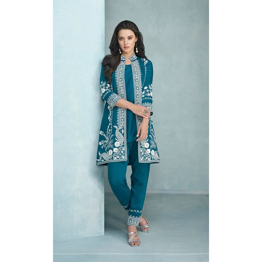 Autumnlane Iris Tiffany Embroidered Co-Ord Set