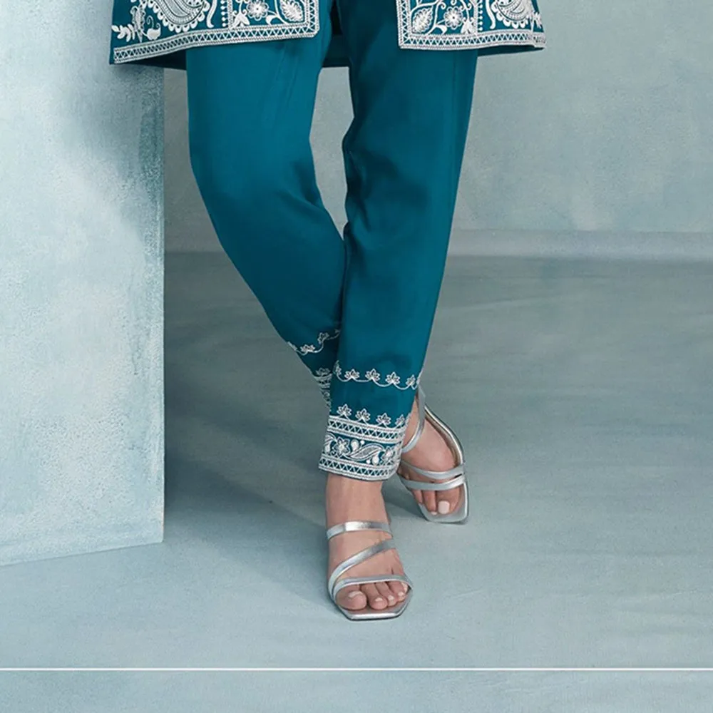 Autumnlane Iris Tiffany Embroidered Co-Ord Set