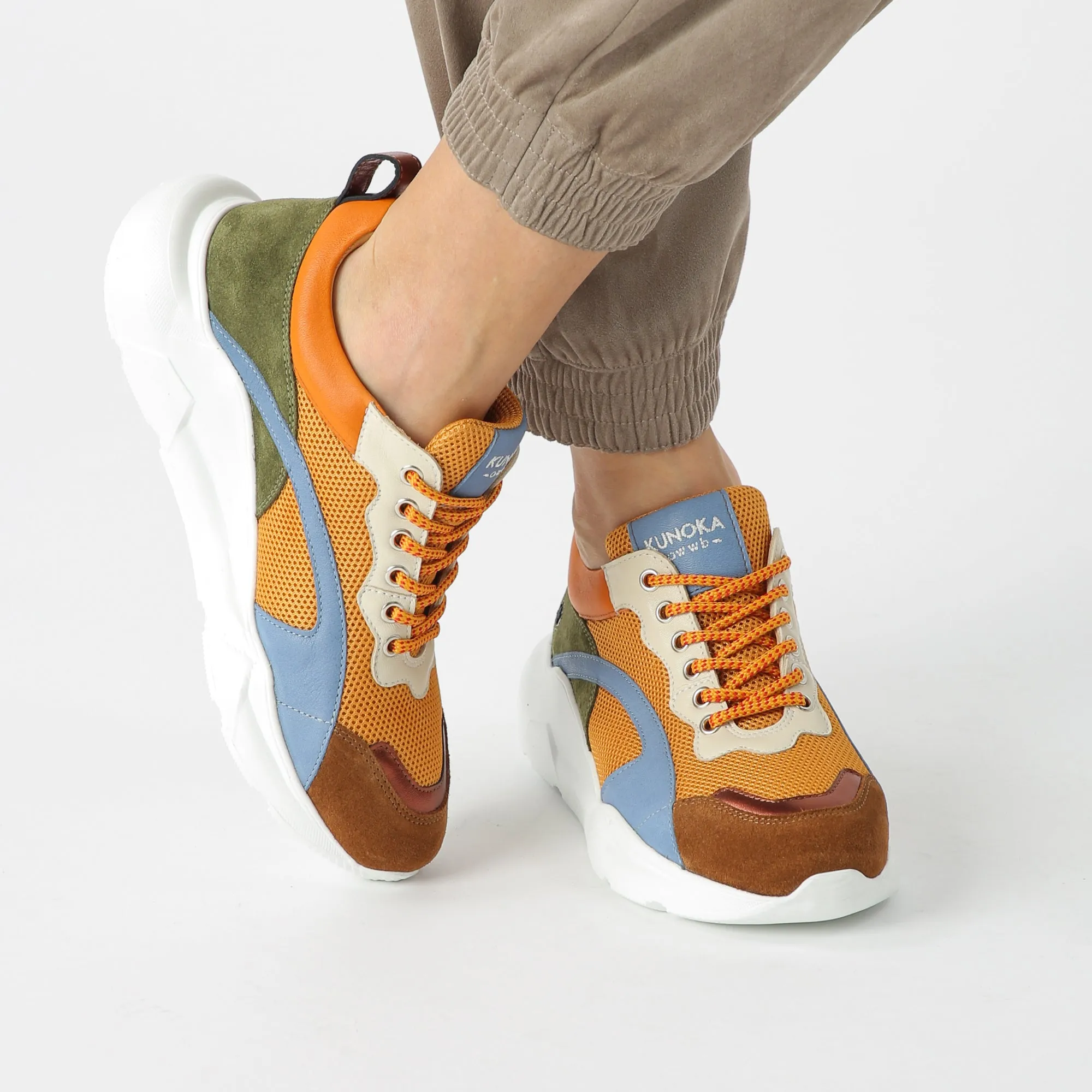 IZZI platform sneaker - saturn