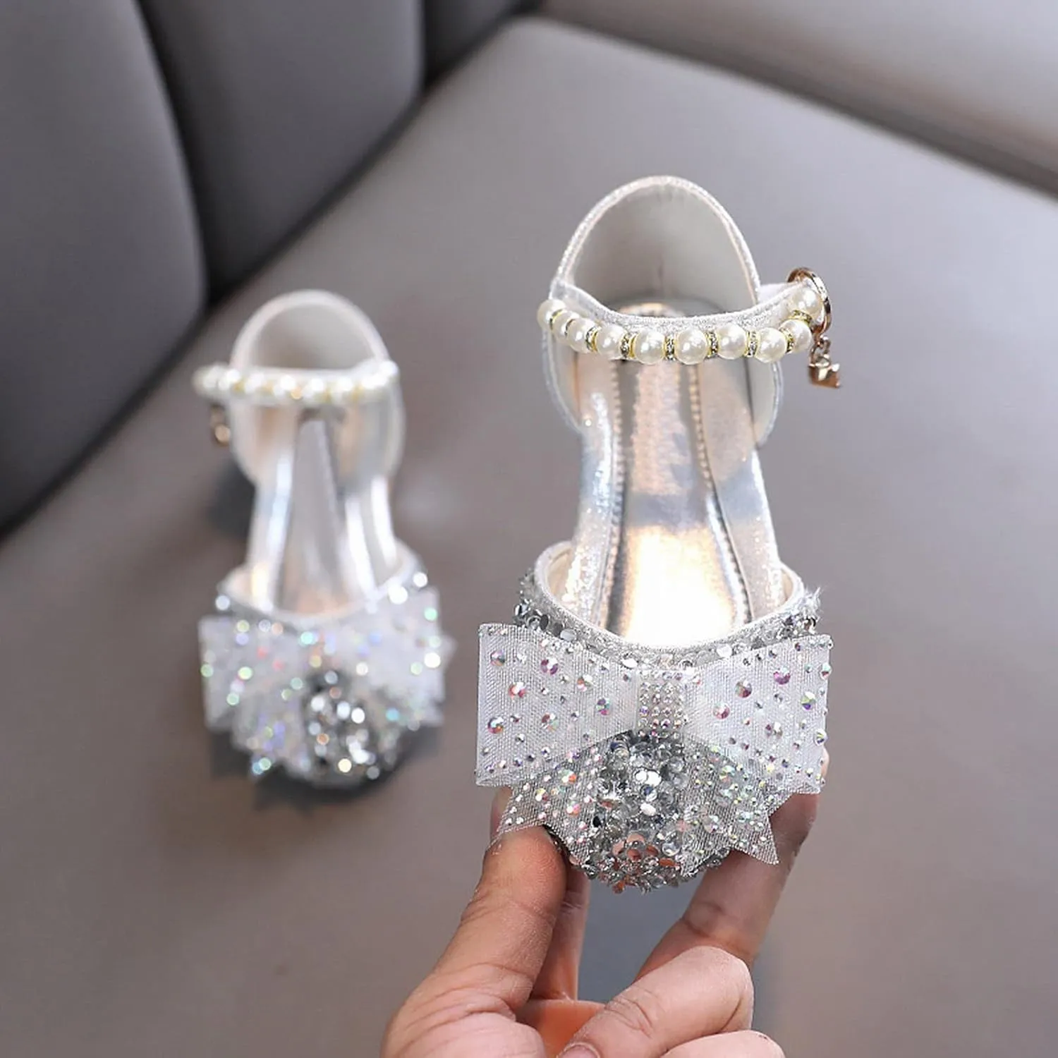 Kids Girls Dress Shoes Glitter Sequins Princess Sandals Low Heels Mary Jane Party Dance Shoes Rhinestone Sandals