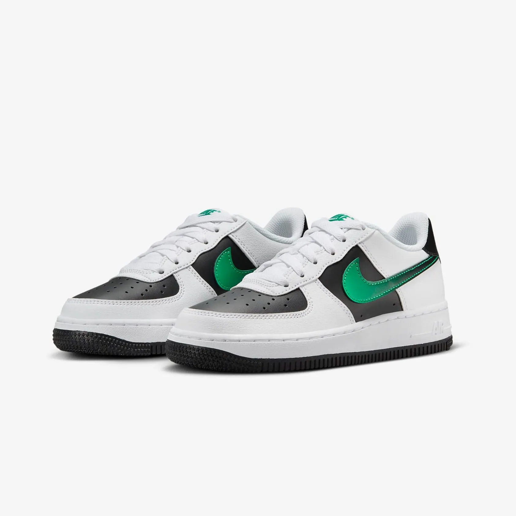 Nike Force 1 LV8 2 Older Kids' Shoes