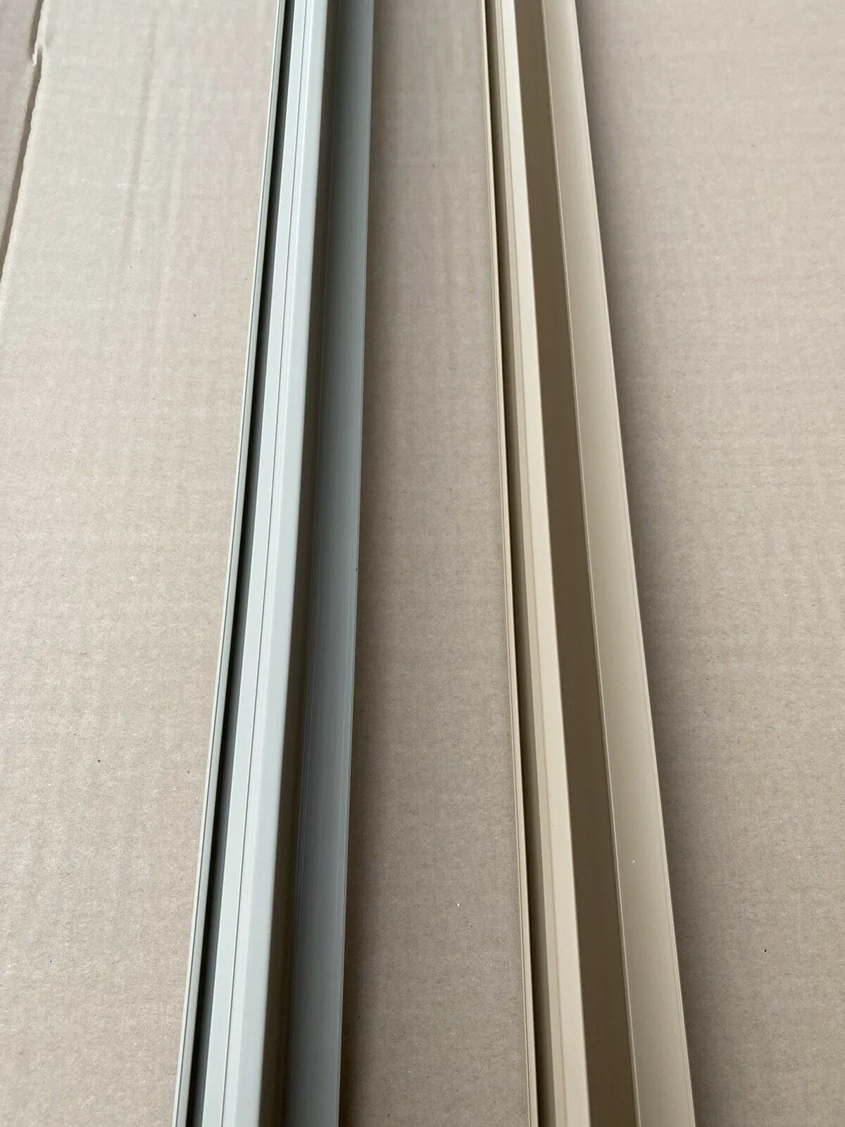Swift Motorhome/Caravan "Oak" Plastic Bed Runner Support <2012