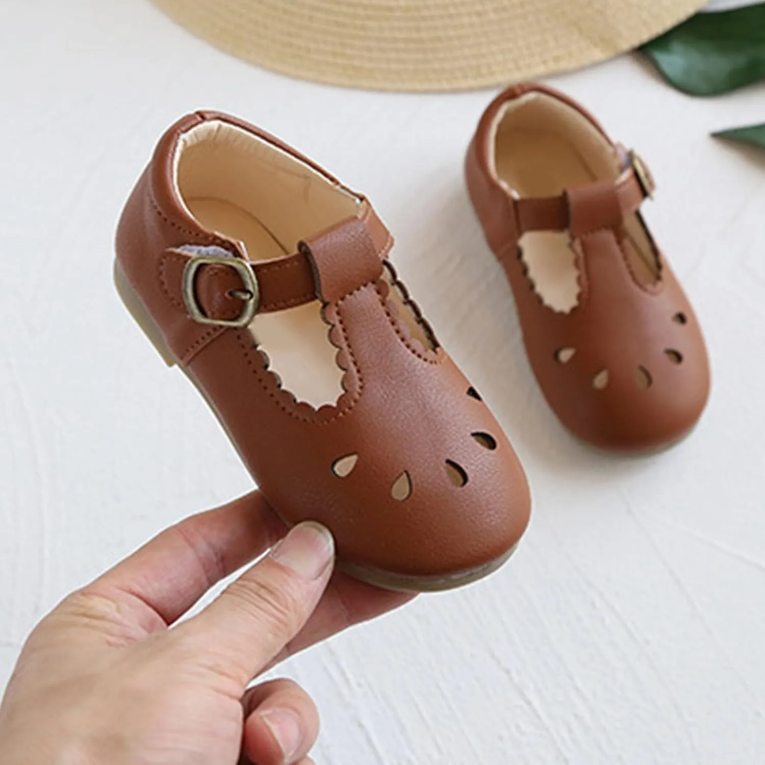 Toddler Girl T Strap Mary Jane Dress Shoes, Kids Closed Toe Hollow Buckle Slip On Platform Flip Flops with Strap