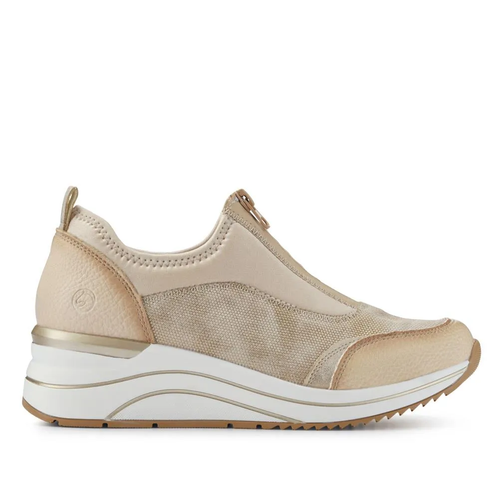 Wedged Slip-On Trainers - DRS40500 / 325 665