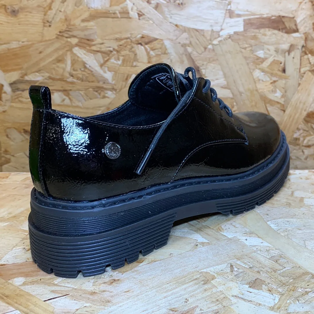 Xti Womens Fashion Patent Shoe - Black